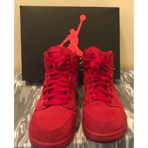 Air Jordan Retro 1 High